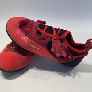 La Sportiva Stick It Youth Kids EU 34-35 US 2- 3 (ages 5-6)  rock climbing shoes